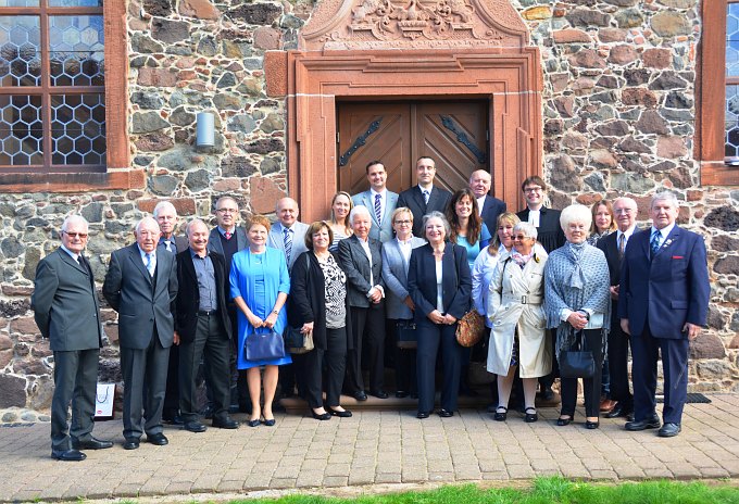 Jubiläumskonfirmierte 2015 in Ravolzhausen