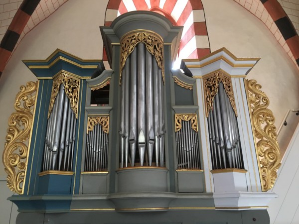 Lars Bohnen Orgel Rüdigheim.JPG